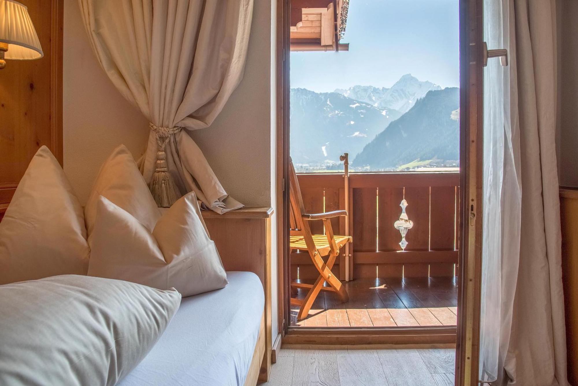 Hotel Alpenblick Zillertal Хиппах Номер фото