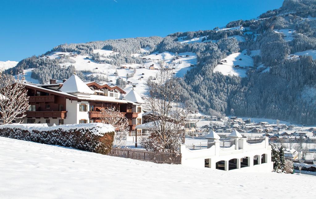 Hotel Alpenblick Zillertal Хиппах Экстерьер фото