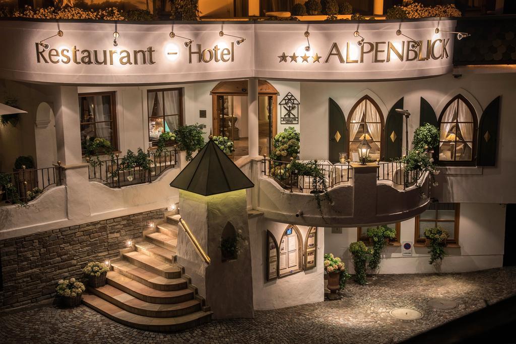 Hotel Alpenblick Zillertal Хиппах Экстерьер фото